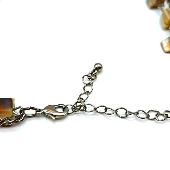 Dual strand shell and bead graduated necklace - Picture 4 of 6